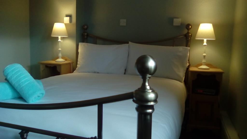 The Red Lion Inn Голмфірт Номер фото